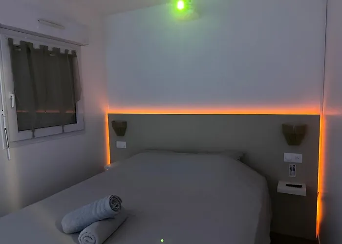 ღ Hibiscus - Terrasse, Parking, Jardin Et Wifi לה רושל