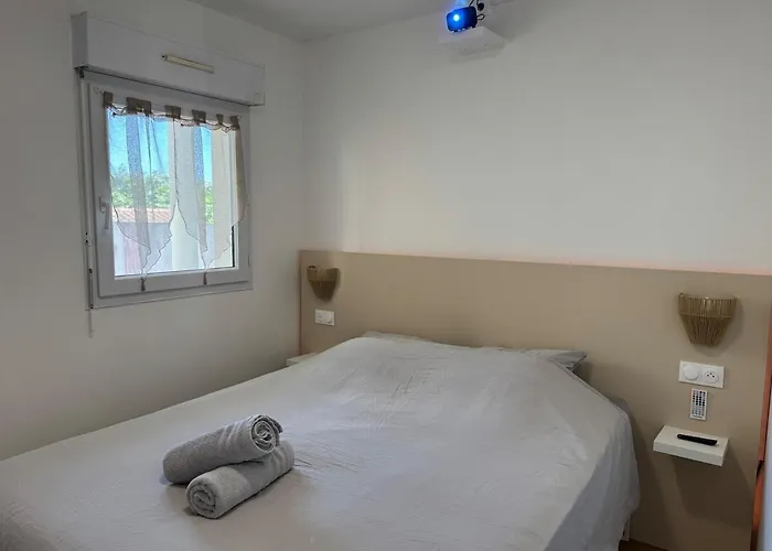 Ღ Hibiscus - Terrasse, Parking, Jardin Et Wifi דירה